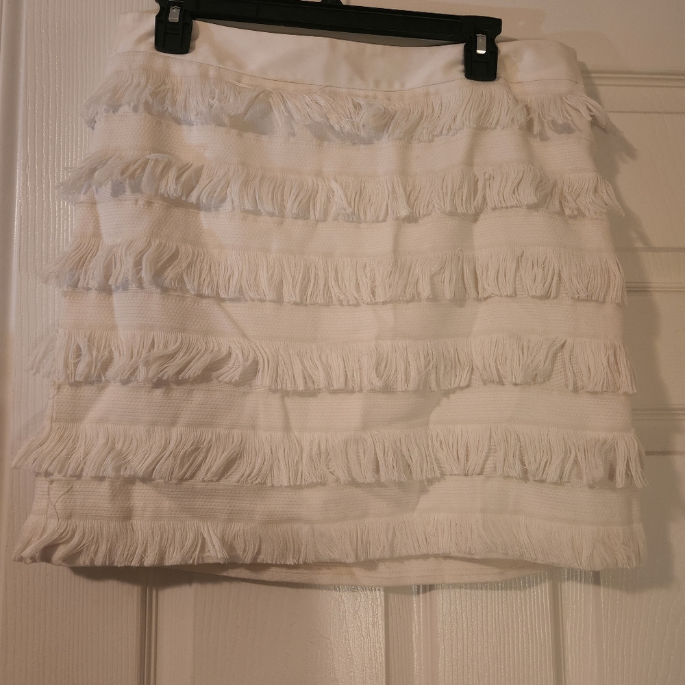 The limited finge mini skirt